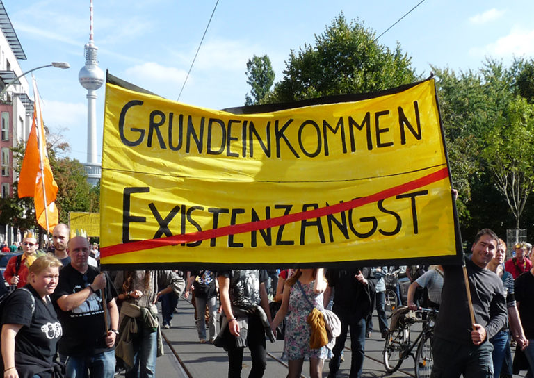 Grundeinkommen3_Groß