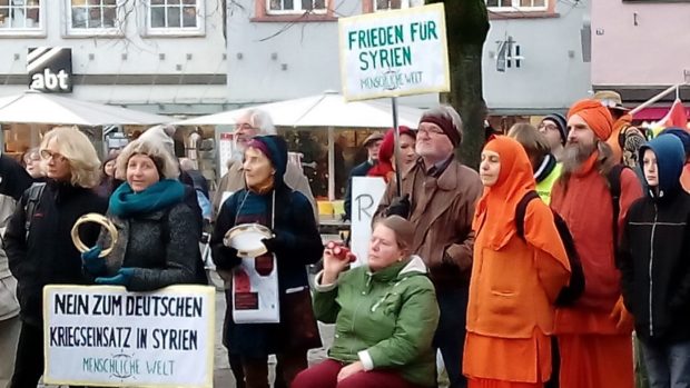 Friedensdemo_RV_16_neucrop