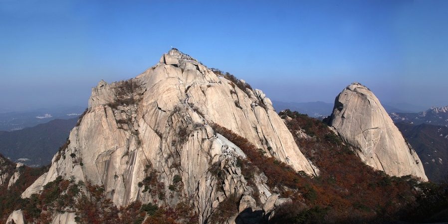 bukhansan-mountain-3554272_1920