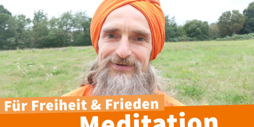 Meditation-auf-Großdemo-am-29.08.-in-Berlin-thegem-blog-default