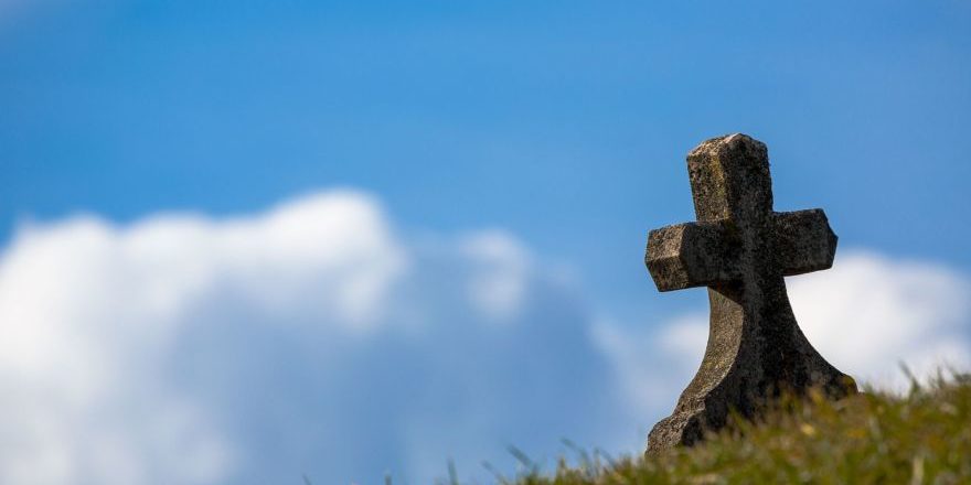 grave-674443_1920-thegem-blog-default