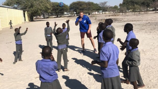 Ballspielen-scaled-thegem-blog-default