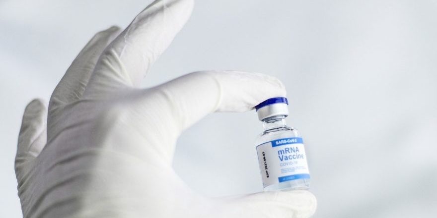 vaccine-6165772_1280-thegem-blog-default